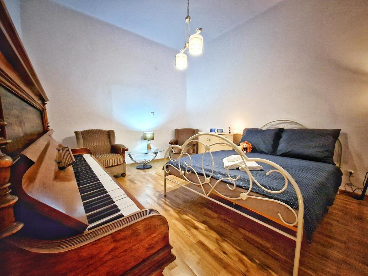 Apartament Beatrice Przemyśl Esterno foto